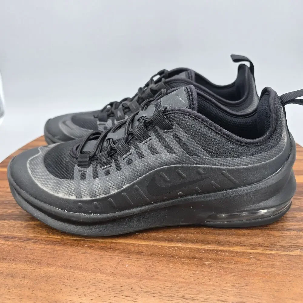 Nike Air Max Axis Shoes Youth Boys 6Y Black Lace Up Low Top Athletic Sneakers